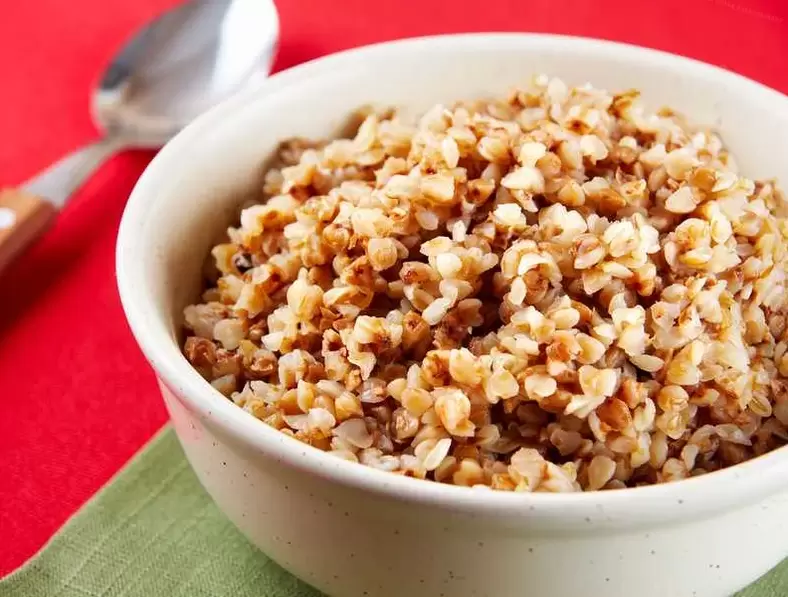 Boiled buckwheat is the simplest and most common option for preparing cereal. 